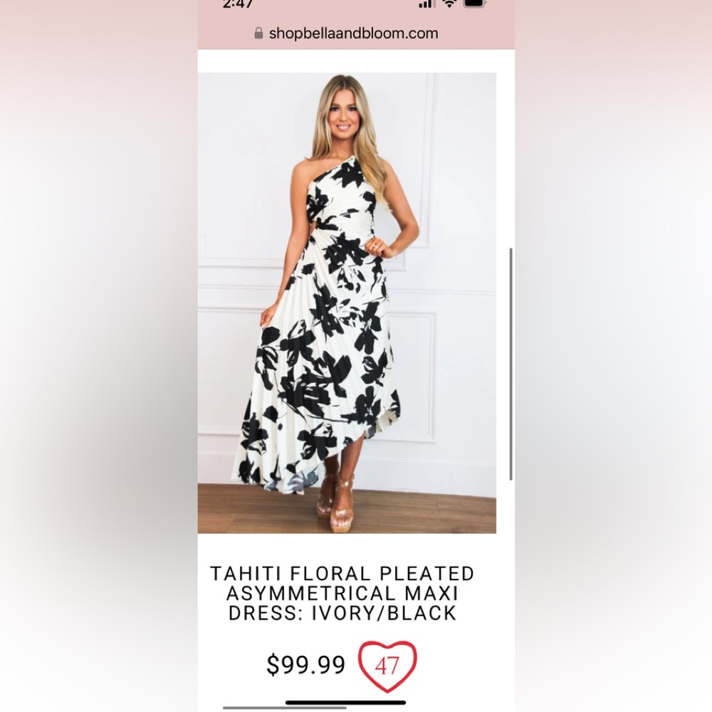 New with tags- Tahiti Floral Asymmetrical Maxi Dress (Med)